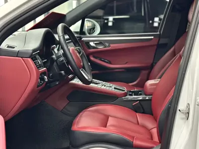 Porsche Macan 2020, 90399 км, за 29134.22 USD