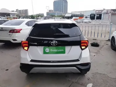 Toyota Yaris L 2021, 75800 км, за 6807.23 USD - фото 6