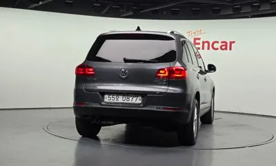 Volkswagen Tiguan 2016, 112654 км, за 7025.77 USD