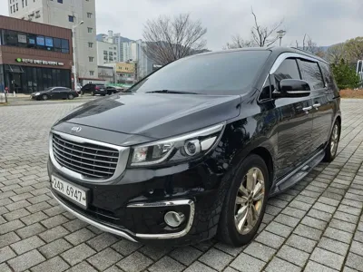 Kia Canival 2015, 398828 км, за 2409.32 USD