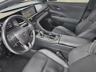 Toyota Crown 2023, 36406 км, за 30987.77 USD - фото 13