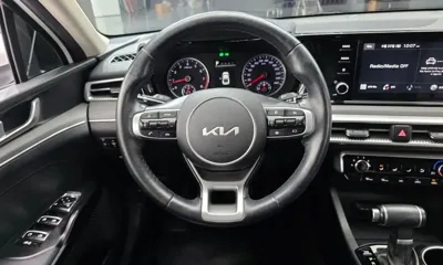 Kia K5 2022, 84612 км, за 10358.31 USD - фото 13