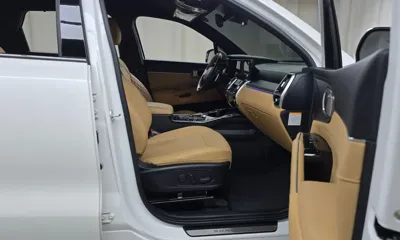 Kia Sorento 2023, 42521 км, за 28836.04 USD - фото 11