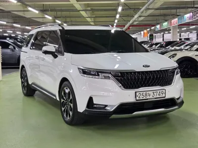 Kia Canival 2021, 72050 км, за 19594.33 USD