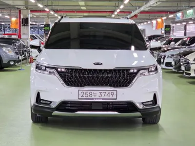 Kia Canival 2021, 72050 км, за 19594.33 USD