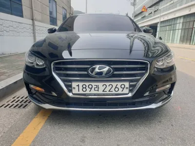 Hyundai Grandeur 2017, 80100 км, за 9715.11 USD