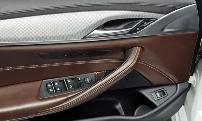 BMW 5-Series 2019, 76154 км, за 20953.75 USD - фото 20