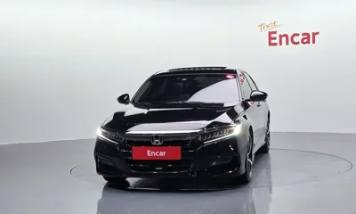Honda Accord 2018, 91153 км, за 12815.52 USD