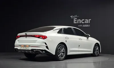 Kia K5 2021, 90158 км, за 9320.81 USD
