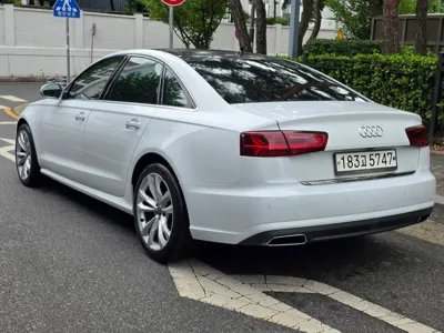 Audi A6 2016, 166304 км, за 6449.51 USD
