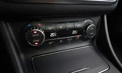 Mercedes-Benz CLA-Class 2018, 104253 км, за 8395.03 USD - фото 16