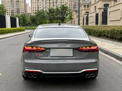 Audi S5 2021, 61000 км, за 36475.21 USD