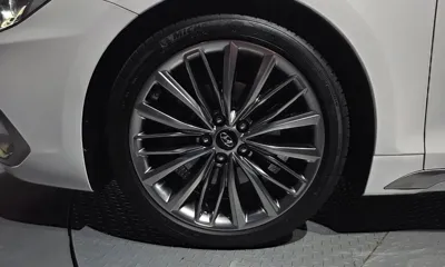 Hyundai Grandeur 2018, 99818 км, за 11265.22 USD