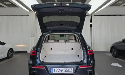 Genesis GV70 2023, 48044 км, за 24679.29 USD - фото 20