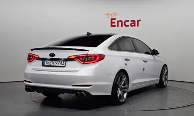 Hyundai Sonata 2016, 140321 км, за 6240.14 USD