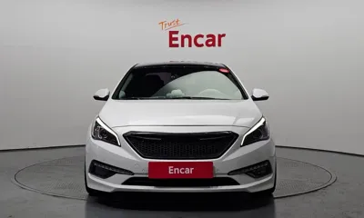 Hyundai Sonata 2016, 140321 км, за 6240.14 USD