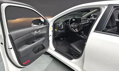 Kia K3 2021, 62430 км, за 9045.56 USD - фото 10