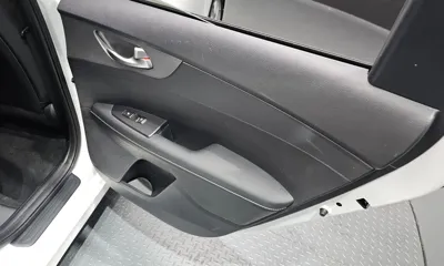 Kia K3 2021, 62430 км, за 9045.56 USD - фото 25