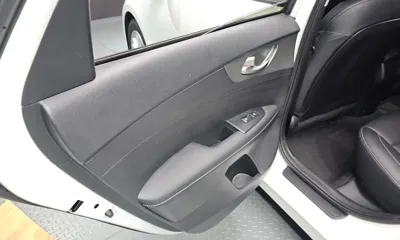 Kia K3 2021, 62430 км, за 9045.56 USD - фото 27