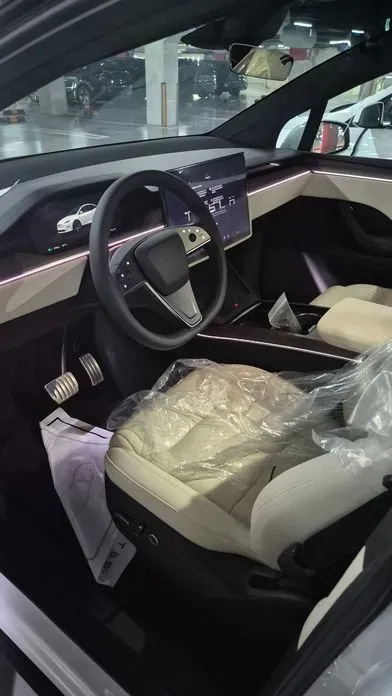 Tesla Model X 2026, 500 км, за 115908.01 USD