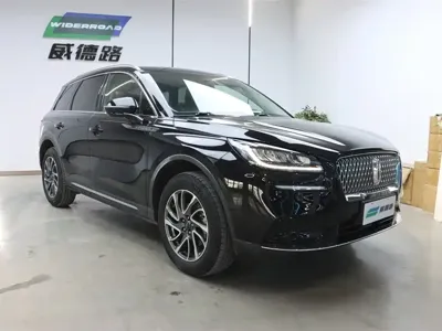 Lincoln Corsair 2021, 64100 км, за 14599.29 USD