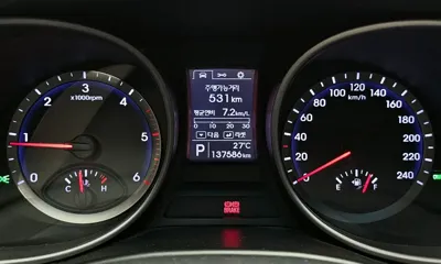 Hyundai Santafe 2015, 137586 км, за 6240.14 USD - фото 8
