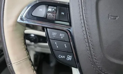 Lincoln Continental 2019, 121965 км, за 14476.48 USD - фото 19