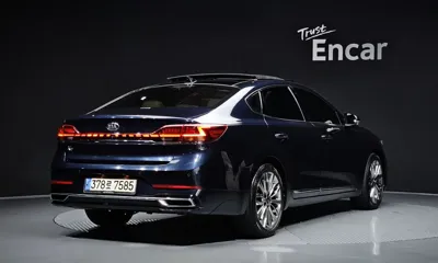 Kia K7 2020, 98534 км, за 13456.74 USD