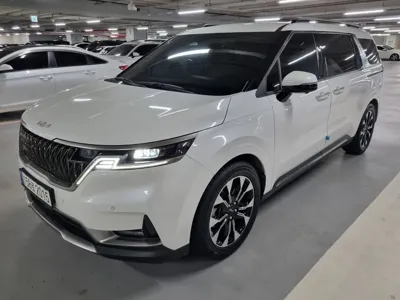 Kia Canival 2022, 70000 км, за 17876.87 USD