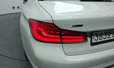 BMW 5-Series 2020, 86839 км, за 18800.43 USD - фото 23