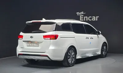 Kia Canival 2018, 246275 км, за 4629.14 USD