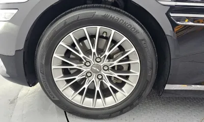 Genesis G80 2021, 93654 км, за 19491.24 USD