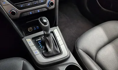 Hyundai Avante 2017, 109161 км, за 6210.77 USD - фото 9