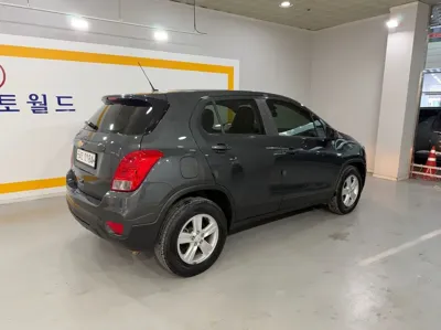 ChevroletGMDaewoo Trax 2017, 63492 км, за 4691.11 USD - фото 7
