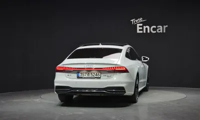 Audi A7 2021, 58415 км, за 33697.66 USD