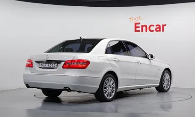 Mercedes-Benz E-Class 2012, 84520 км, за 5905.15 USD