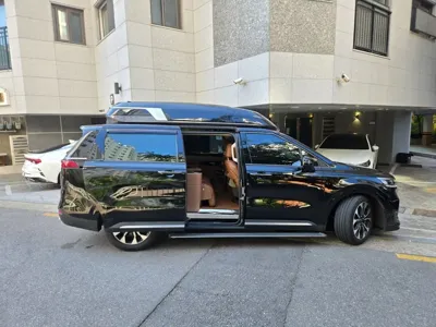 Kia Canival 2023, 127624 км, за 22843.64 USD
