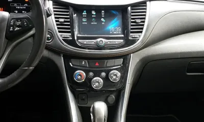 ChevroletGMDaewoo Trax 2019, 101237 км, за 4294.68 USD - фото 14