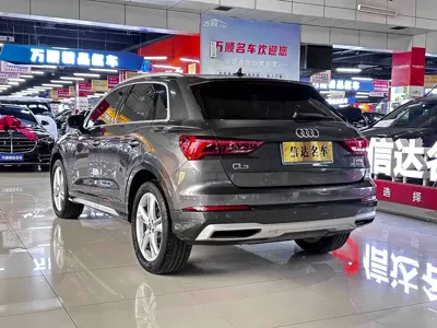 Audi Q3 2021, 84000 км, за 15316.64 USD