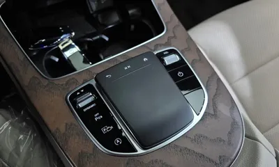 Mercedes-Benz E-Class 2021, 77007 км, за 24039.1 USD - фото 31