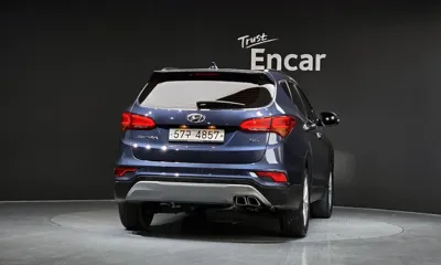 Hyundai Santafe 2018, 91227 км, за 9321.26 USD