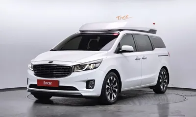 Kia Canival · 2018 год