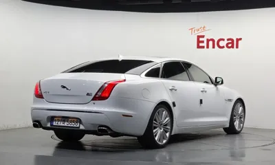 Jaguar XJ 2014, 64852 км, за 12472.1 USD