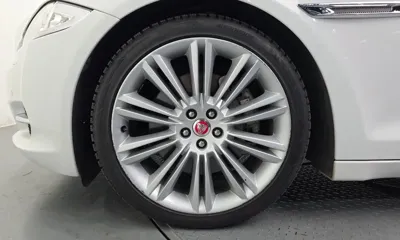 Jaguar XJ 2014, 64852 км, за 12472.1 USD