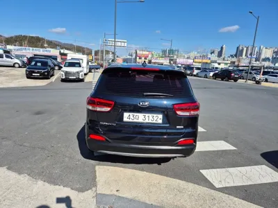 Kia Sorento 2017, 118394 км, за 10312.66 USD