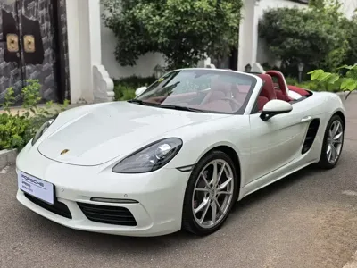 Porsche 718 2019, 6000 км, за 54266.16 USD
