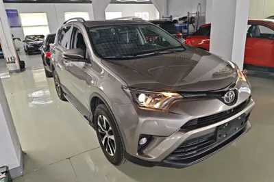 Toyota RAV4 2019, 89800 км, за 12327 USD
