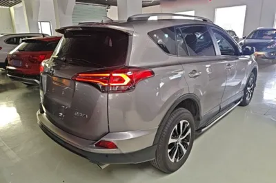 Toyota RAV4 2019, 89800 км, за 12327 USD - фото 6