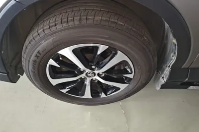 Toyota RAV4 2019, 89800 км, за 12327 USD - фото 10