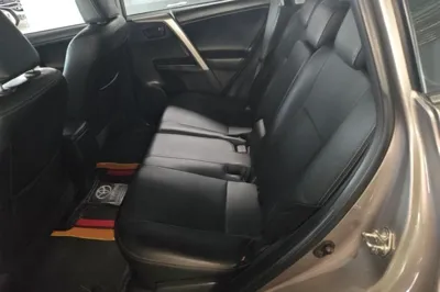 Toyota RAV4 2019, 89800 км, за 12327 USD - фото 20